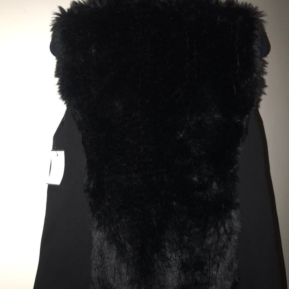 Fur Vest - Picture 3 of 3